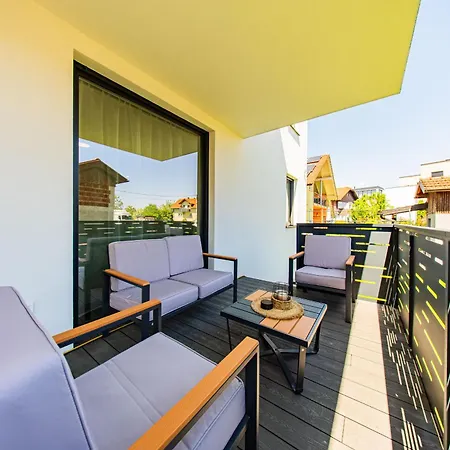Zagreb 245 - 246 - 247 - 248 - 249 - 5 Units - Three Bedroom - New - Balcony - Parking - Flexible Keybox Entry - Modern 公寓 Kovacic