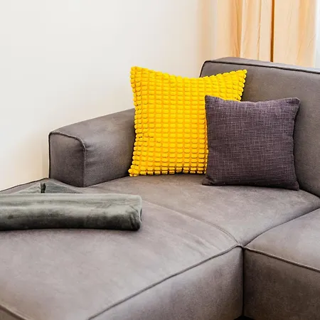 Zagreb 245 - 246 - 247 - 248 - 249 - 5 Units - Three Bedroom - New - Balcony - Parking - Flexible Keybox Entry - Modern Apartamento Kovacic